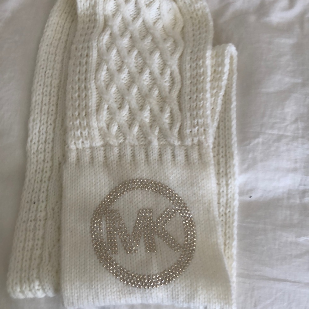 Michael kors infinity sweater scarf